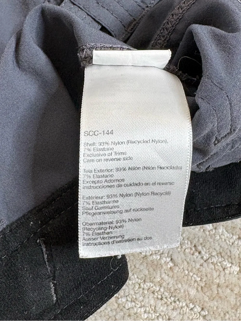 Marmot Cargo Pocket Utility Skirt Size 10 Dark Grey Lightweight Stretch Gorpcore
